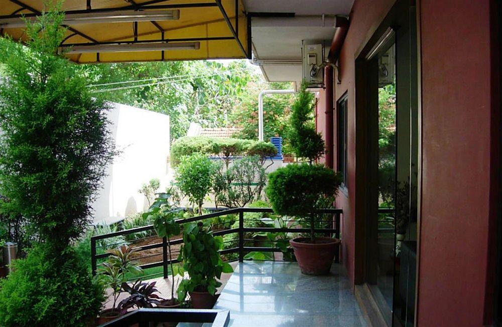 Urban Oasis Apartment Мисор Екстериор снимка