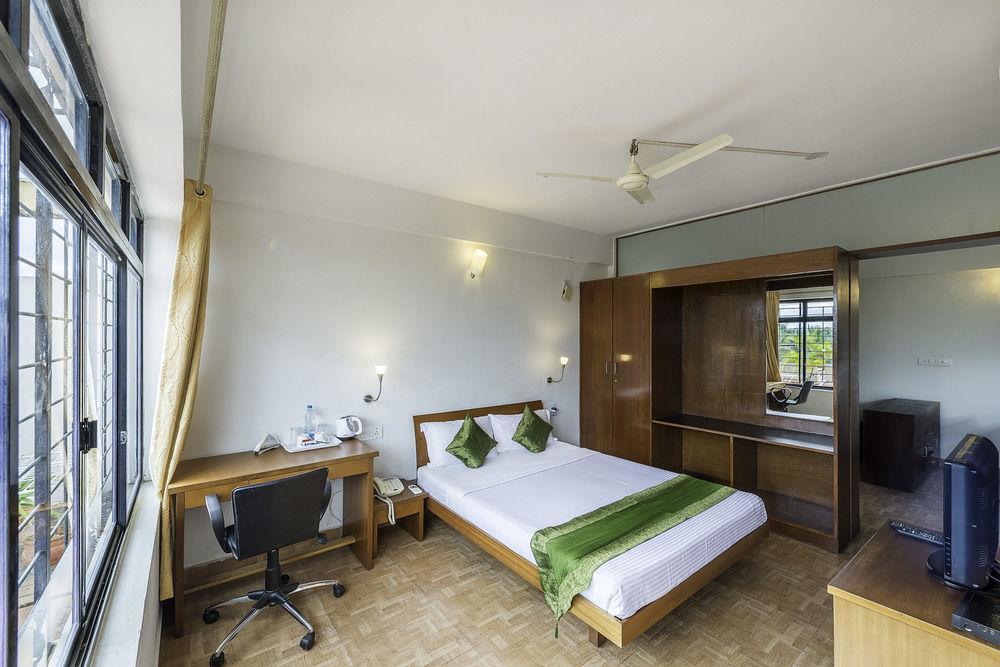 Urban Oasis Apartment Мисор Екстериор снимка